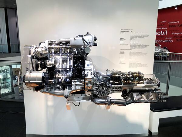 2.2 litre five-cylinder turbo engine